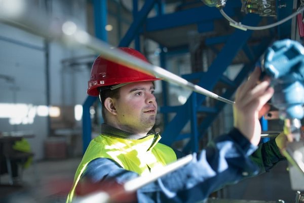 Comment intégrer des études de marché dans la formation des entrepreneurs pour l'élaboration de business plans ?